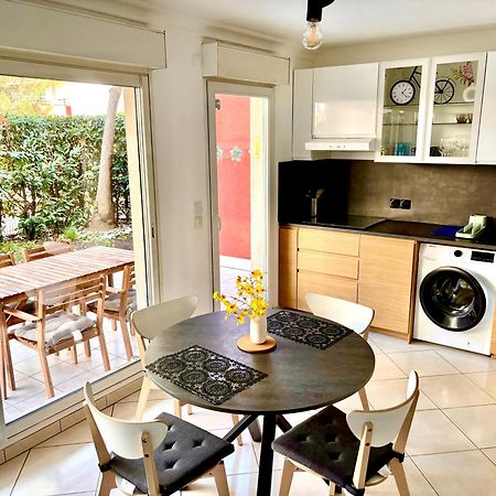 Beachside Apartment With Pool & Garden In Juan Les Pins Antibes Luaran gambar